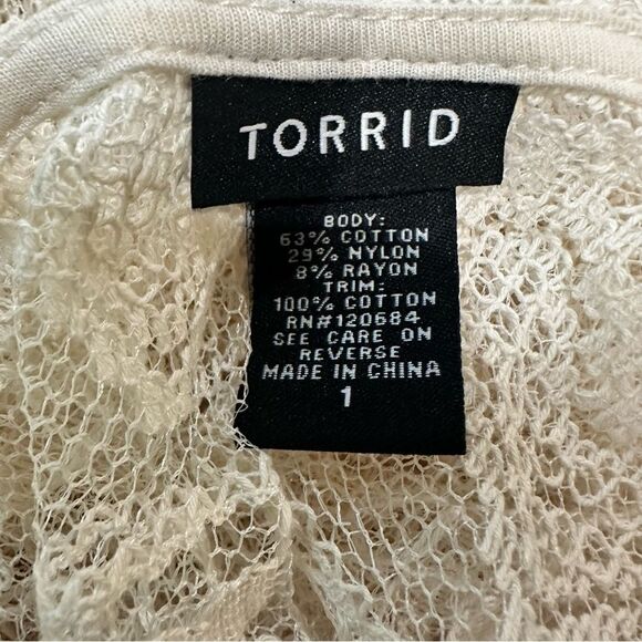 Torrid White Lace Top Size 1XL - Picture 8 of 8